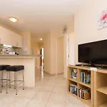 Santa Maria 88 - Two Bed אדחה
